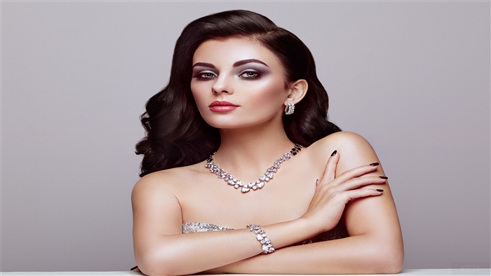 Model Wearing Jewellery