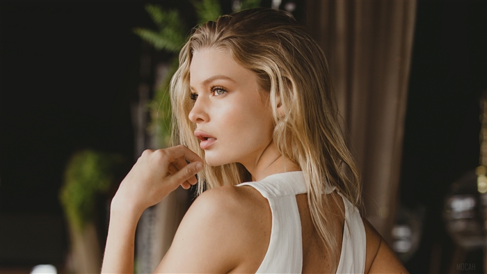 Model in white dress outdoor photoshoot 4K