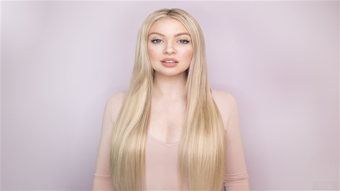 Blonde Hair Model