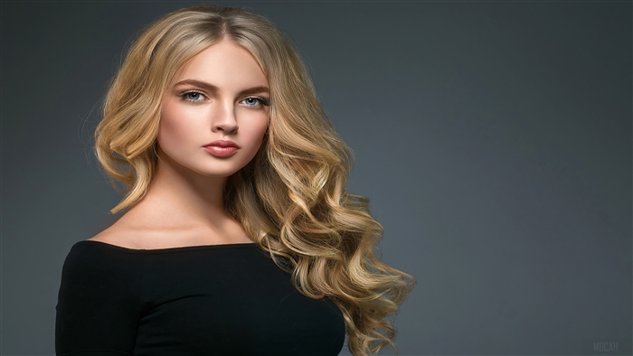 Girl with Blonde Hair Looking Sideways 4K