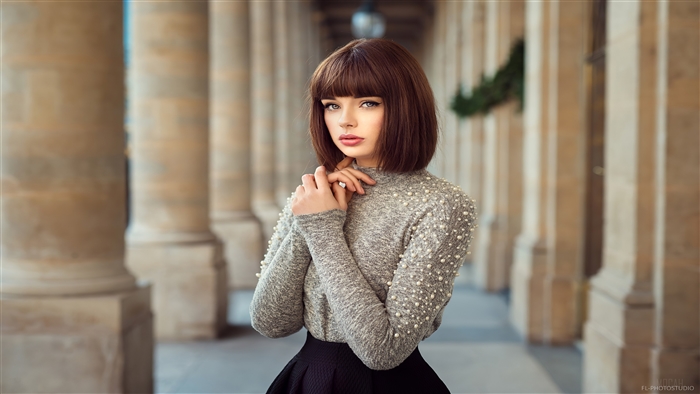 Girl with short hair and bangs