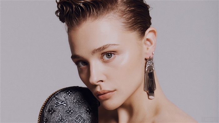 Chloe Grace Moretz Chic Magazine Photoshoot 4K