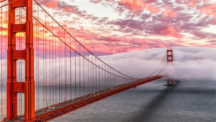 Golden Gate Bridge in Fog at Sunrise 4K