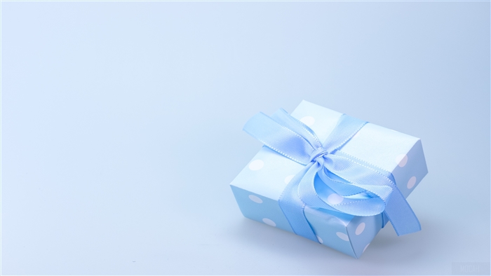 Blue polka dot gift box with ribbon 4K