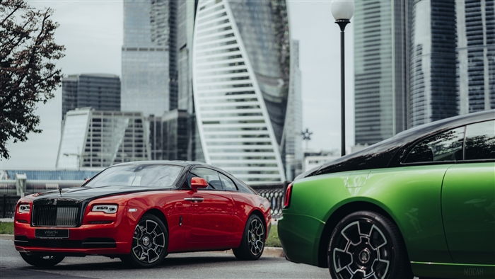 Rolls Royce Wraith Black And Bright