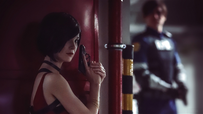 Ada Wong and Leon S. Kennedy from Resident Evil 4K