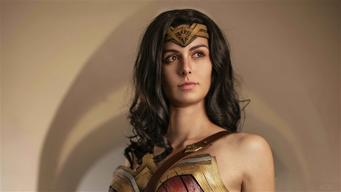 Wonder Woman Cosplay 4K