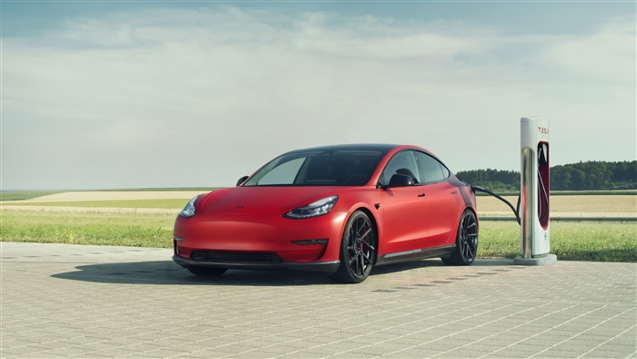 Novitec Tesla Model 3 Charging 4K