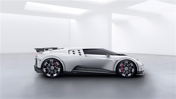 Bugatti Centodieci 2020
