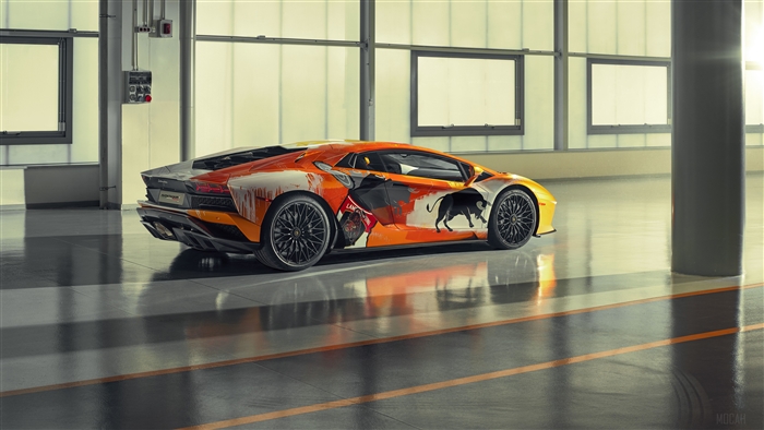 2019 Lamborghini Aventador S with Bull Graphic 4K