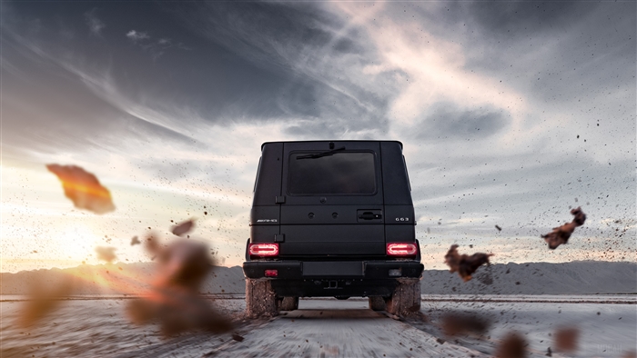 Mercedes-AMG G63 driving off-road