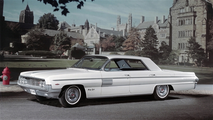 1962 Oldsmobile 98 Holiday Sports Sedan