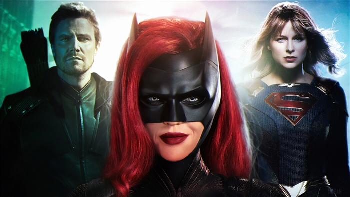 Batwoman, Supergirl, and Green Arrow from Arrowverse 4K