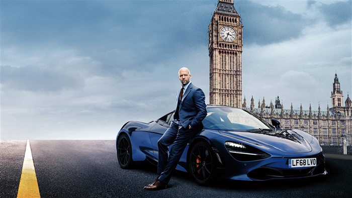 Jason Statham with a McLaren in London 4K