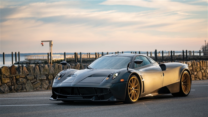 Pagani Huayra Pacchetto Tempesta