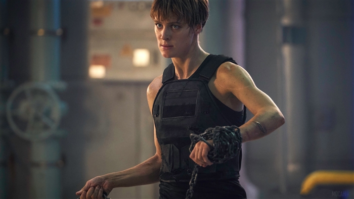 Mackenzie Davis As Grace In Terminator Dark Fate