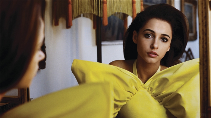 Naomi Scott in W Magazine 4K