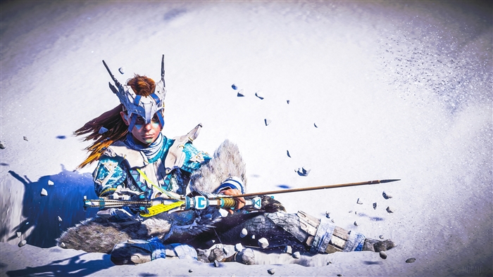 Aloy from Horizon Zero Dawn with bow in snow