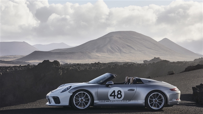 Porsche 911 Speedster Heritage Design Package