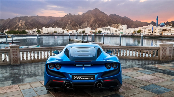 Blue Ferrari F8 Tributo 2018