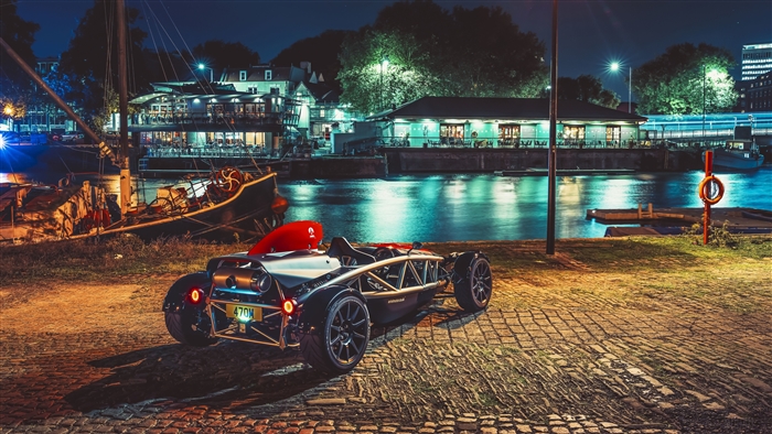 Custom Car