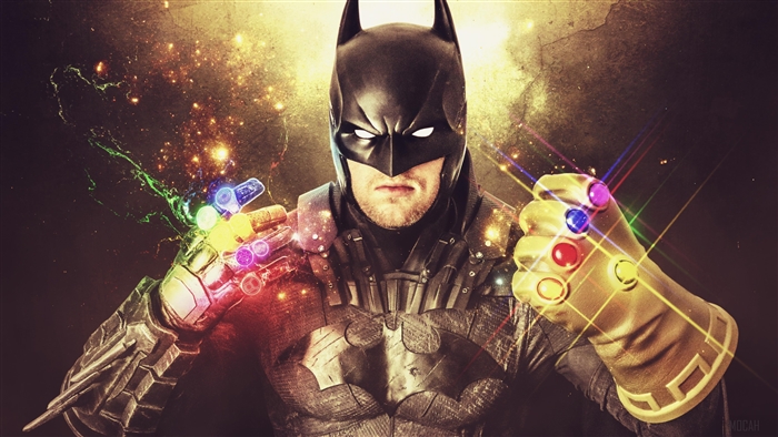 Batman with Infinity Gauntlet 4K