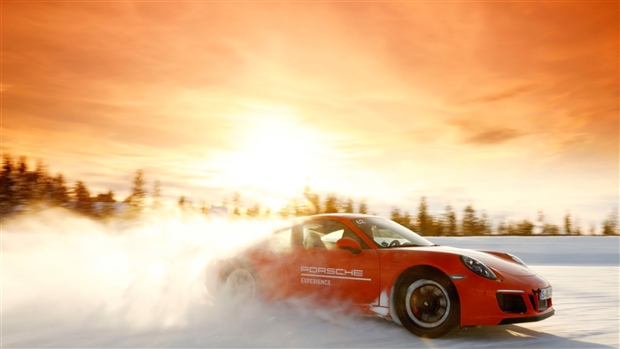 Porsche 911 Ice Experience 4K