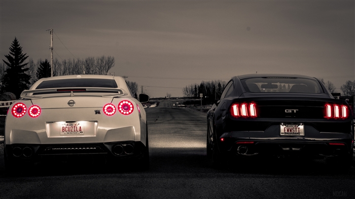 Nissan GT-R vs Ford Mustang GT 4K