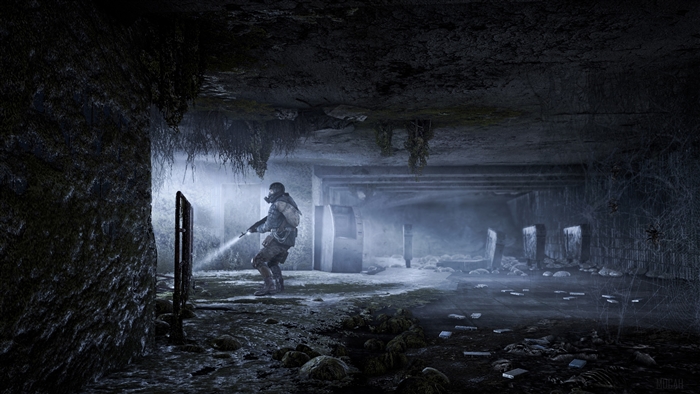 Soldier in a dark tunnel in Metro Last Light Redux 4K