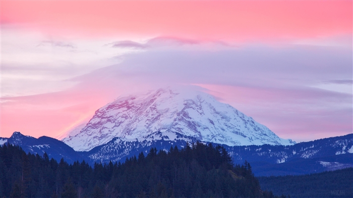 Mount Rainier Sunrise 4K