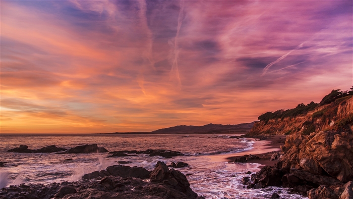 USA Coast Sunrise with Waves 4K