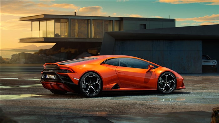 Orange Lamborghini Huracan EVO 4K