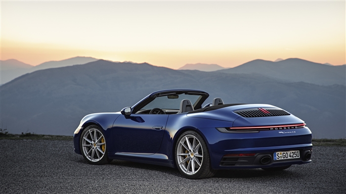 Blue Porsche 911 Carrera 4S Cabriolet 2019 4K