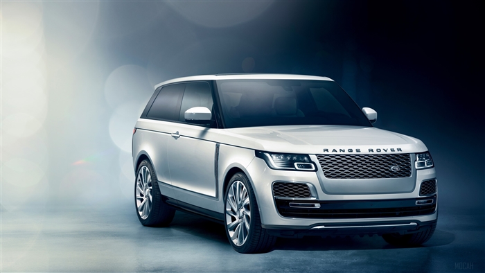 White Range Rover 4K