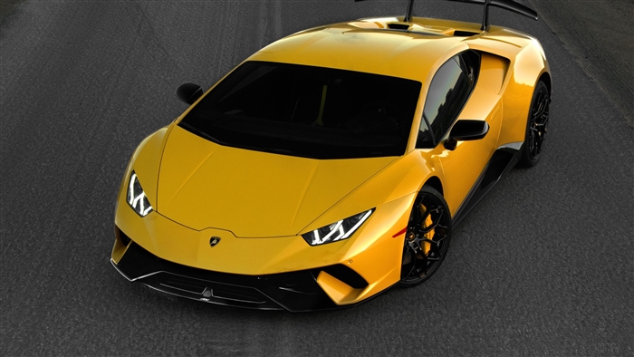 Yellow Lamborghini Aventador 4K