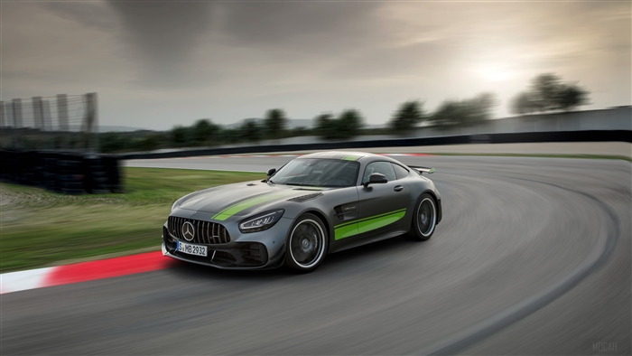 Mercedes-AMG GT R PRO 2019 4K