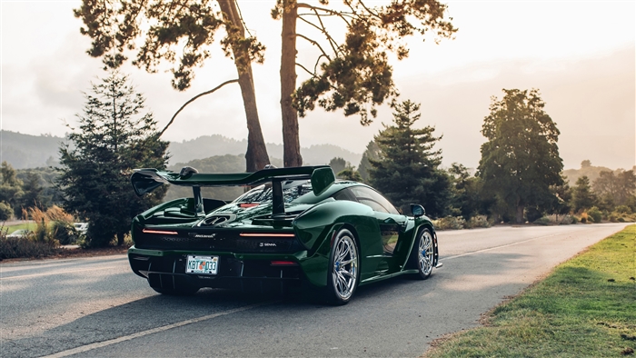 Green McLaren MSO Senna 4K