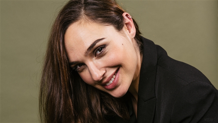 Gal Gadot Smiling 4K