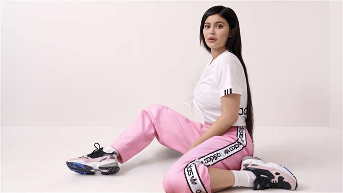 Kylie Jenner in Adidas tracksuit 4K