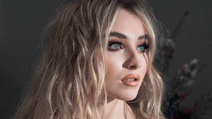 Sabrina Carpenter 4K
