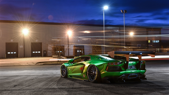 Green Lamborghini Aventador LP700 4K Rear