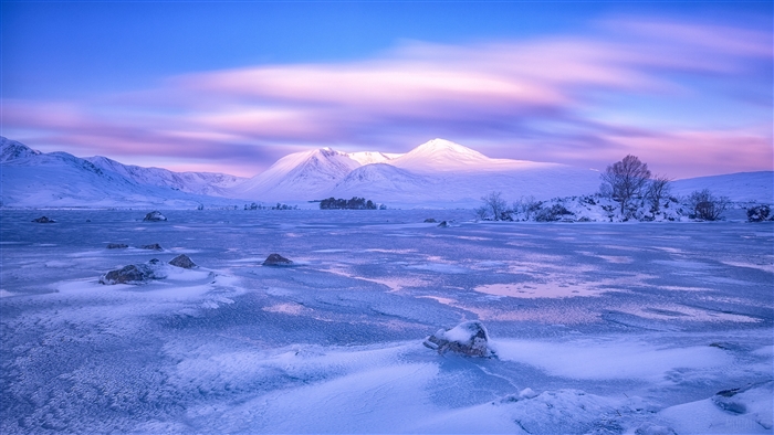 Frozen Loch Lomond Winter Landscape in 4K