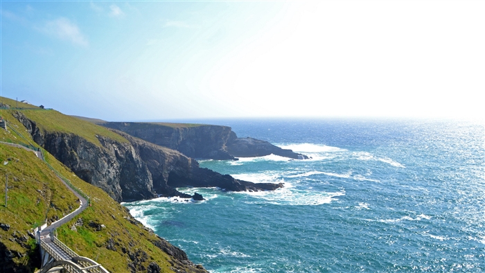 Coastal cliffs and ocean waves in Ireland 4K