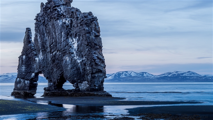 Hvitserkur rock formation on a beach in Iceland