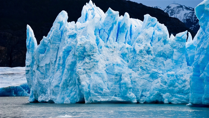 Perito Moreno Glacier in Patagonia, Chile 4K