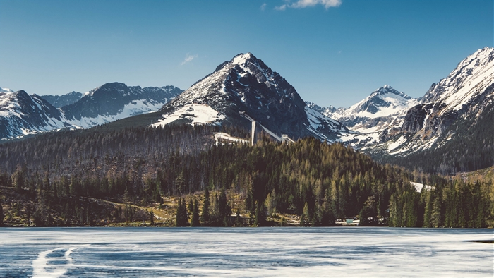 Strba Tarn Slovakia Mountains Lake 4K