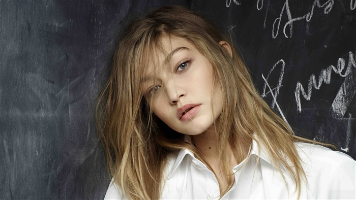 Gigi Hadid 4K