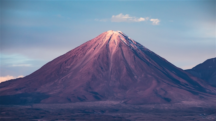 Volcano in Chile 4K