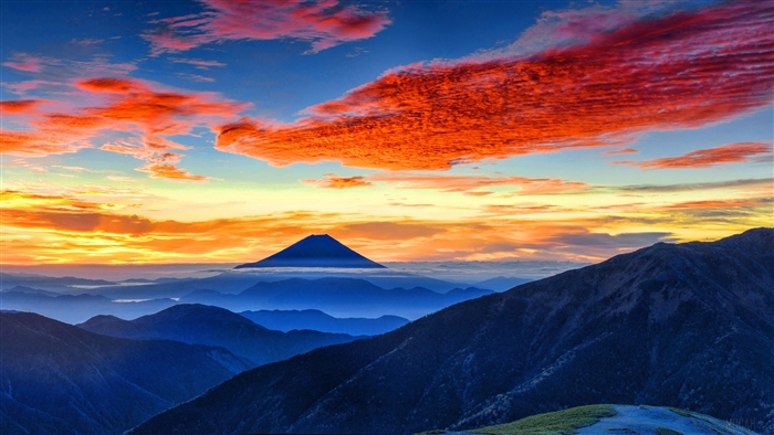 Mount Fuji at Sunrise 4K