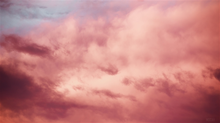 Pink and purple clouds in 4K